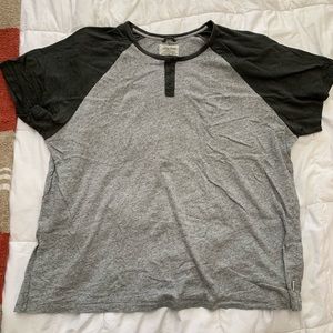 Lucky Brand Men’s Raglan Henley T-Shirt